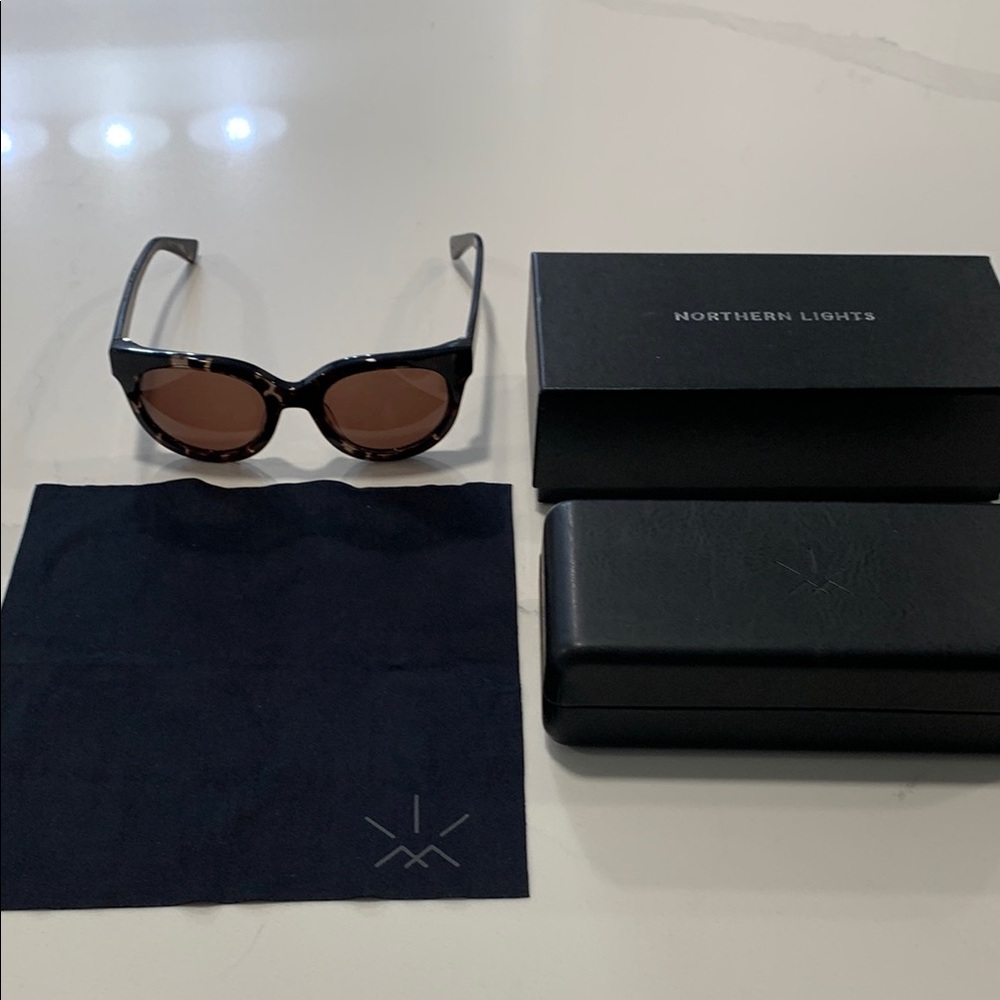 Northern Lights tortoiseshell Sunglasses